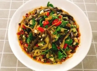 涼拌茄子怎么做好吃,涼拌茄子的做法步驟