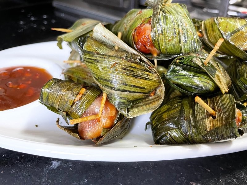 斑斕葉包雞怎么做好吃,斑斕葉包雞的做法步驟