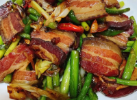 蒜苔炒臘肉怎么做好吃,蒜苔炒臘肉的做法步驟