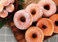 美式甜甜圈，有烤箱就能做怎么做好吃,美式甜甜圈，有烤箱就能做的做法步驟