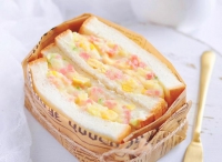 土豆泥芝士三明治怎么做好吃,土豆泥芝士三明治的做法步驟