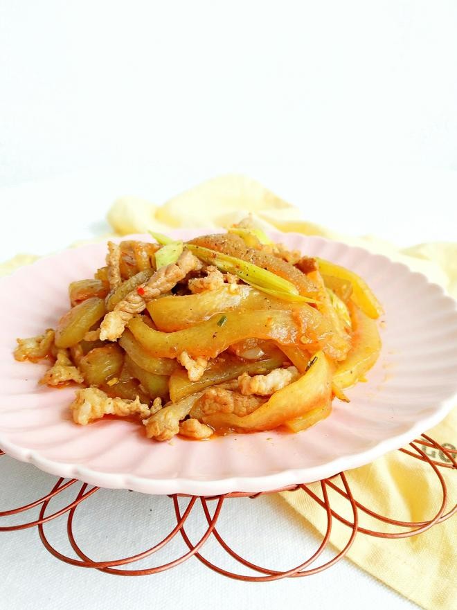 西瓜皮炒肉怎么做好吃,西瓜皮炒肉的做法步驟